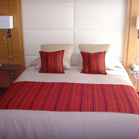 Le Churchill & 4* Carnac